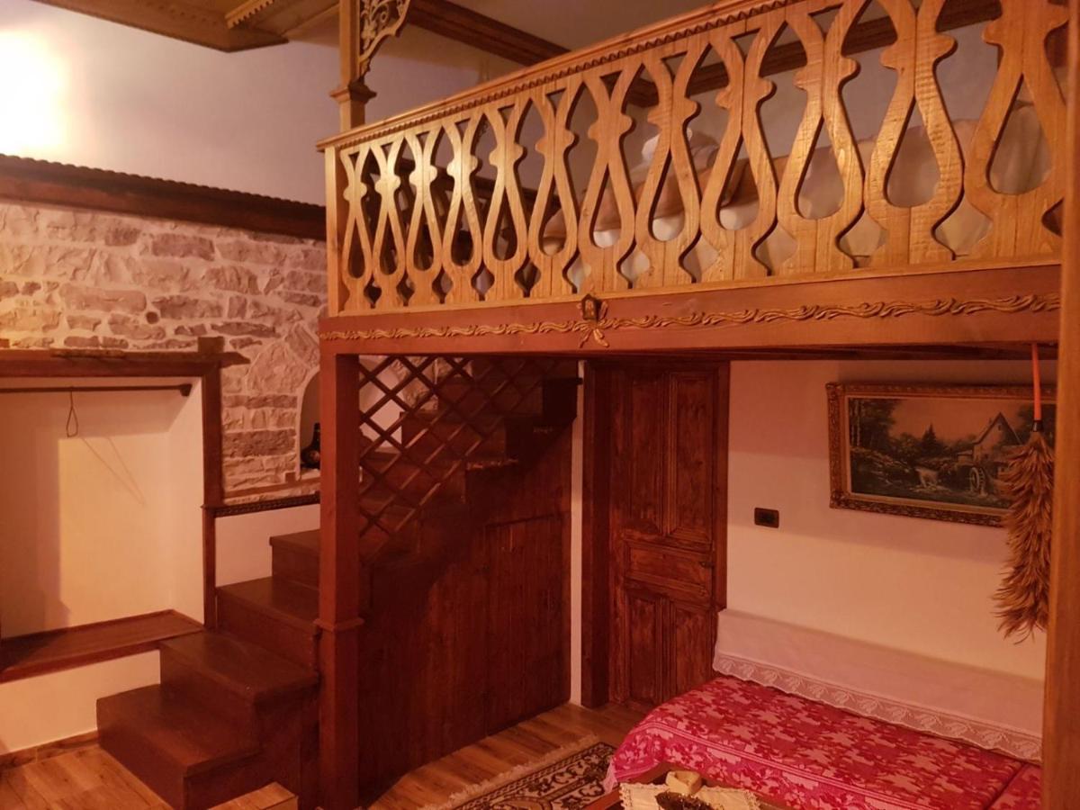 Riva Guest House Gjirokastër Exterior foto