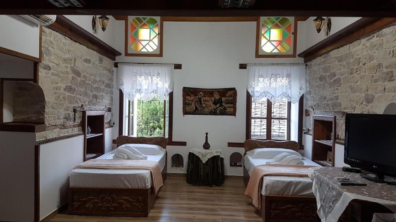 Riva Guest House Gjirokastër Exterior foto
