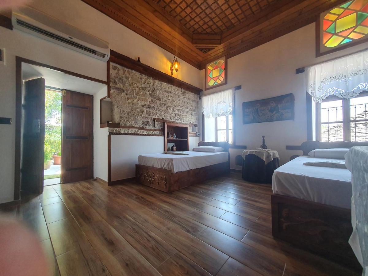 Riva Guest House Gjirokastër Exterior foto