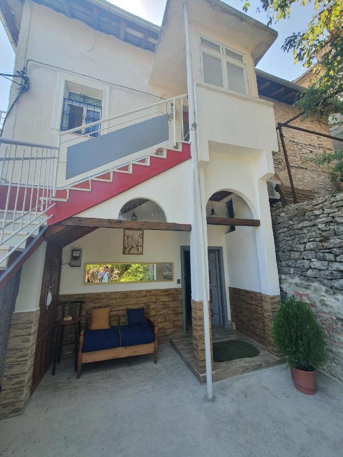 Riva Guest House Gjirokastër Exterior foto