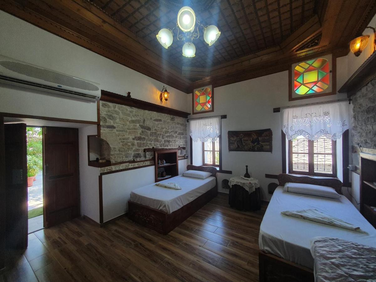 Riva Guest House Gjirokastër Exterior foto
