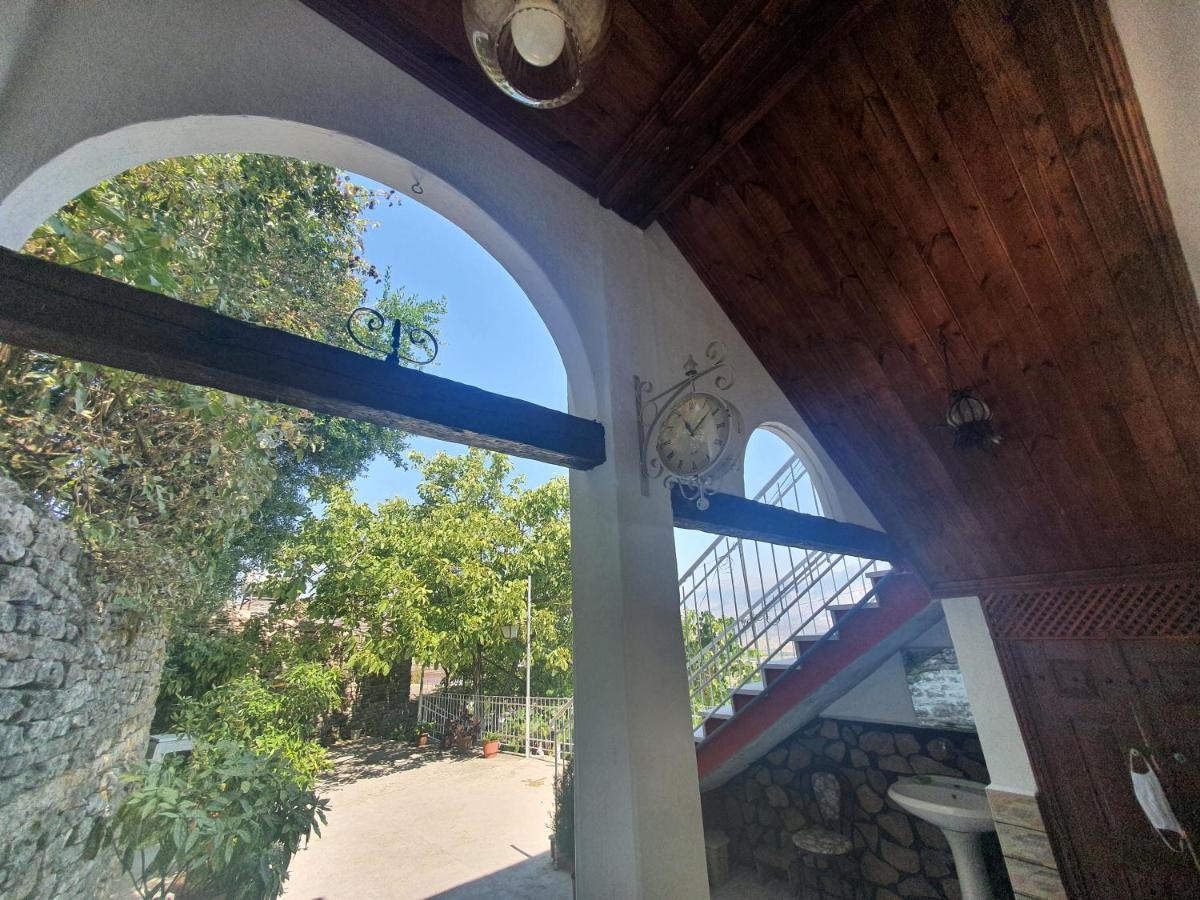 Riva Guest House Gjirokastër Exterior foto